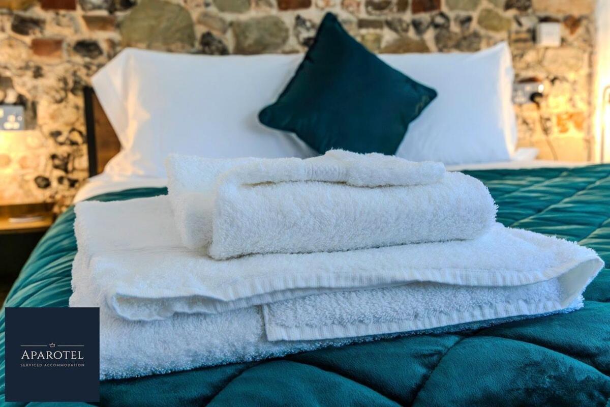Aparotel Serviced Apartments - Stonehenge, Amesbury Town Centre Pokój zdjęcie