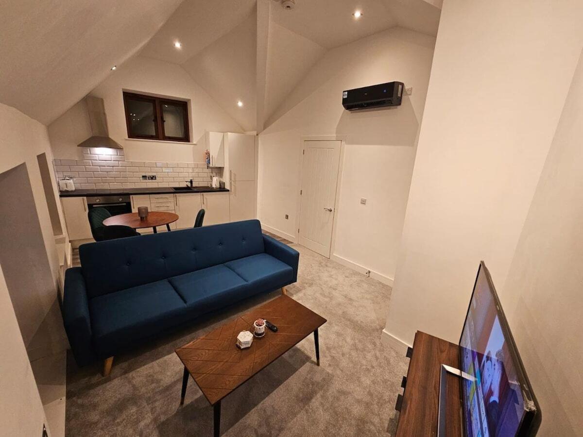 Aparotel Serviced Apartments - Stonehenge, Amesbury Town Centre Pokój zdjęcie