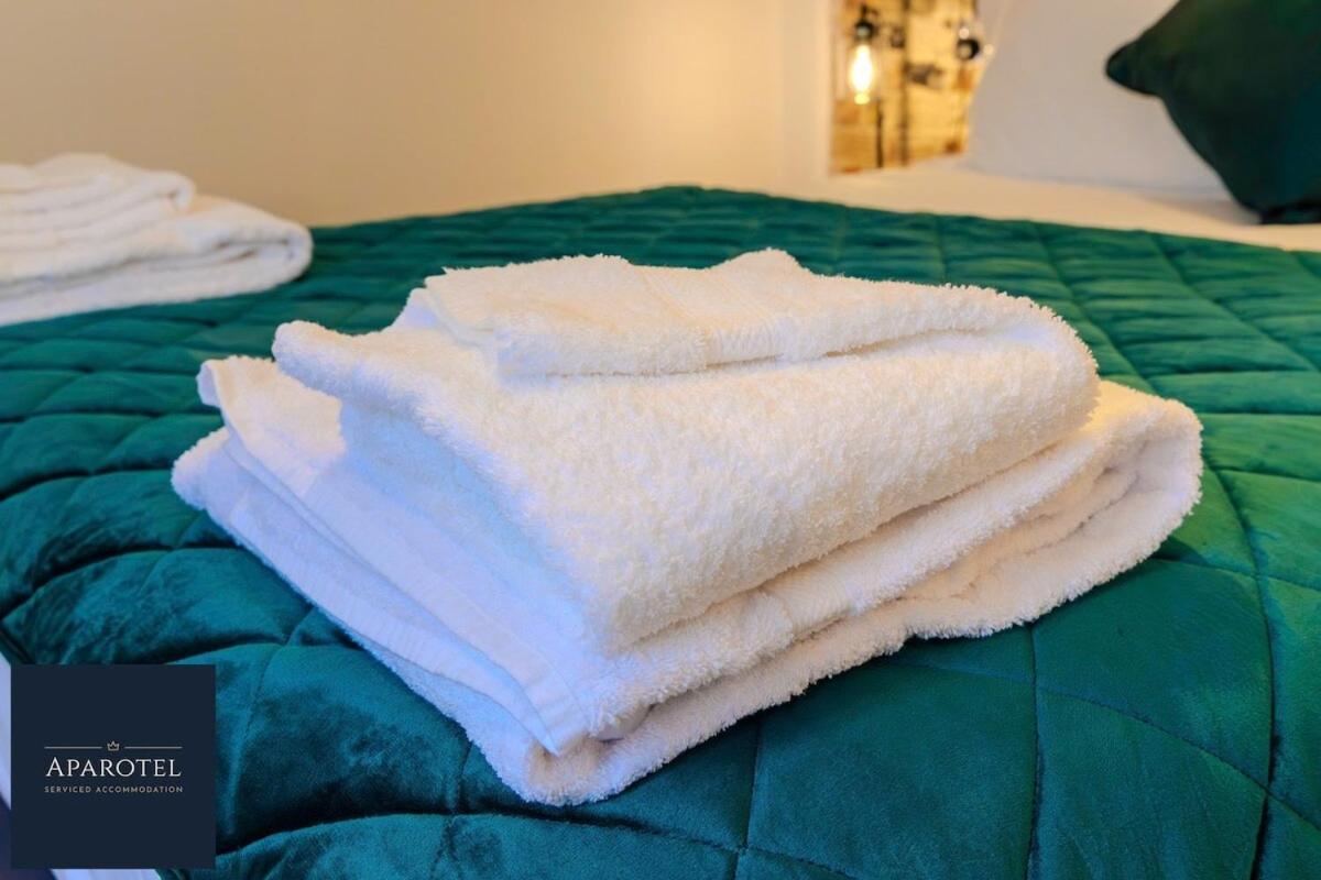 Aparotel Serviced Apartments - Stonehenge, Amesbury Town Centre Pokój zdjęcie