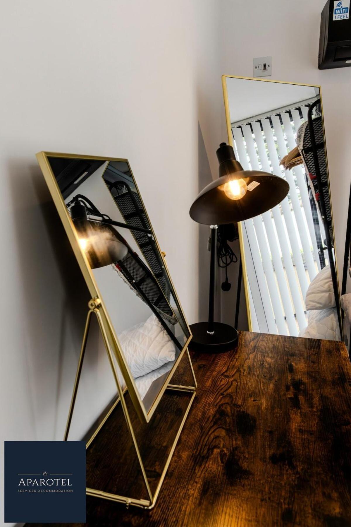 Aparotel Serviced Apartments - Stonehenge, Amesbury Town Centre Pokój zdjęcie