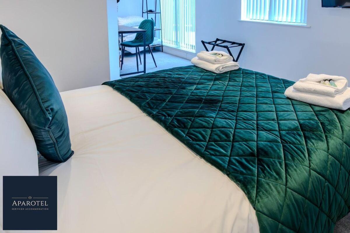 Aparotel Serviced Apartments - Stonehenge, Amesbury Town Centre Pokój zdjęcie